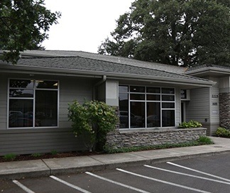 Outside view of Salem Oregon dental office