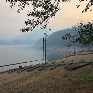 Camping Club at Detroit Lake - smoke from the local forest fires