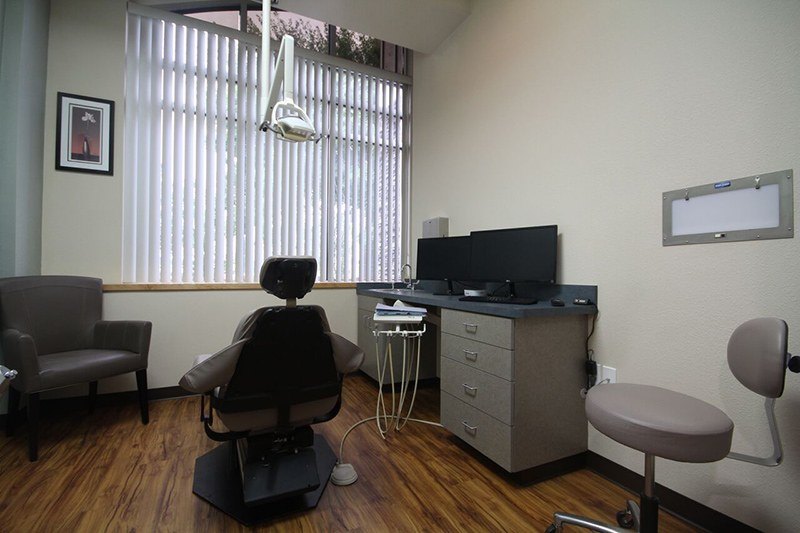 Dental treatment room